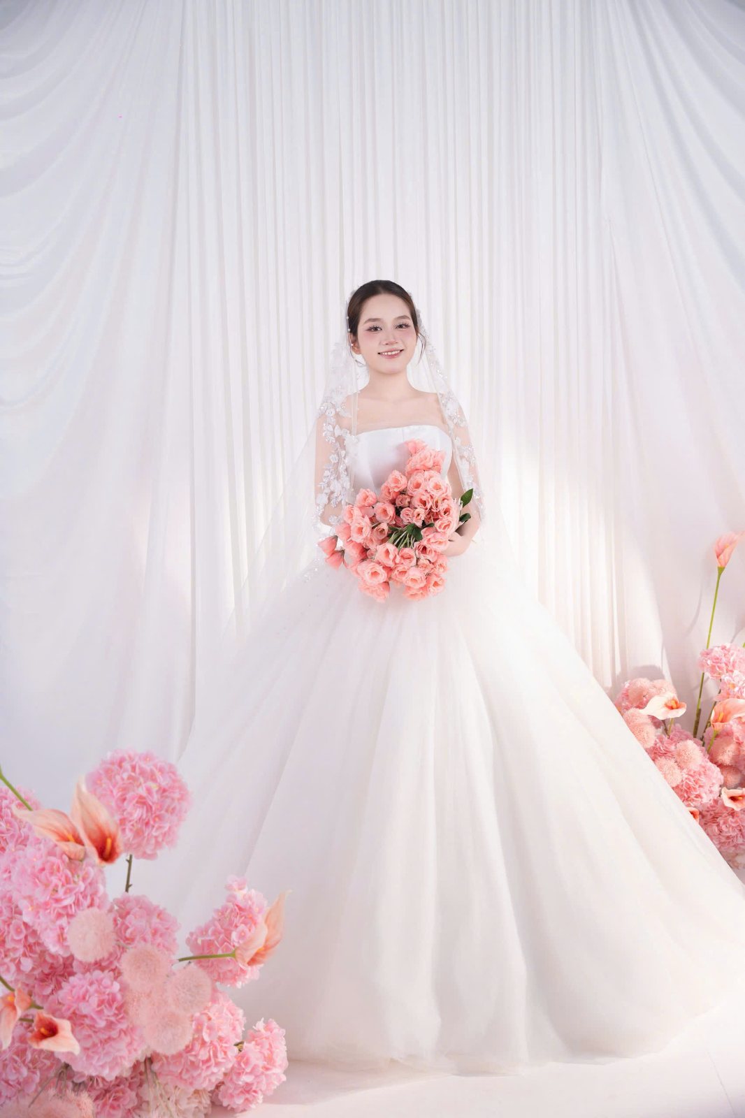 Ảnh cô dâu Ngọc Trâm