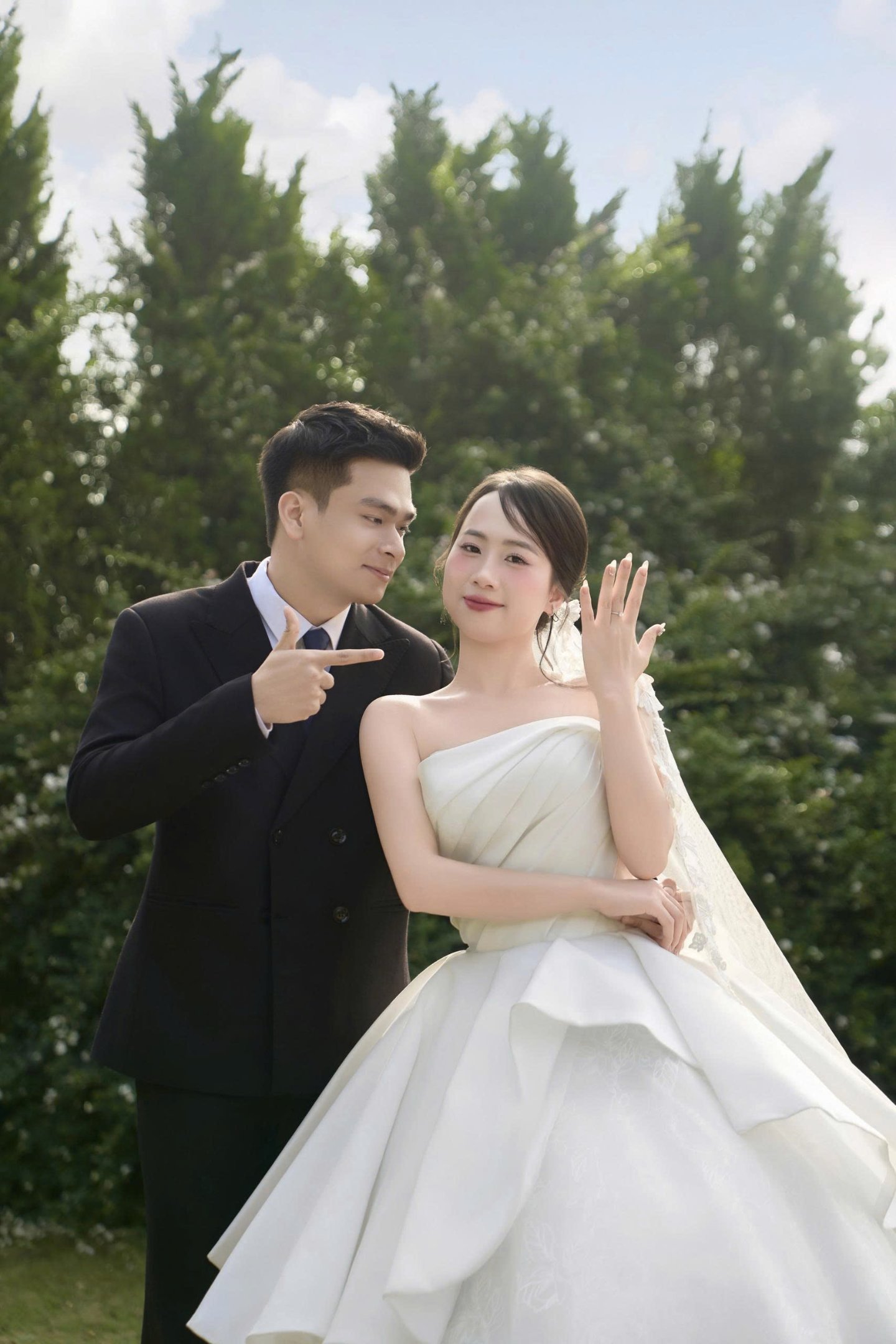 Khoảnh khắc của cặp đôi
